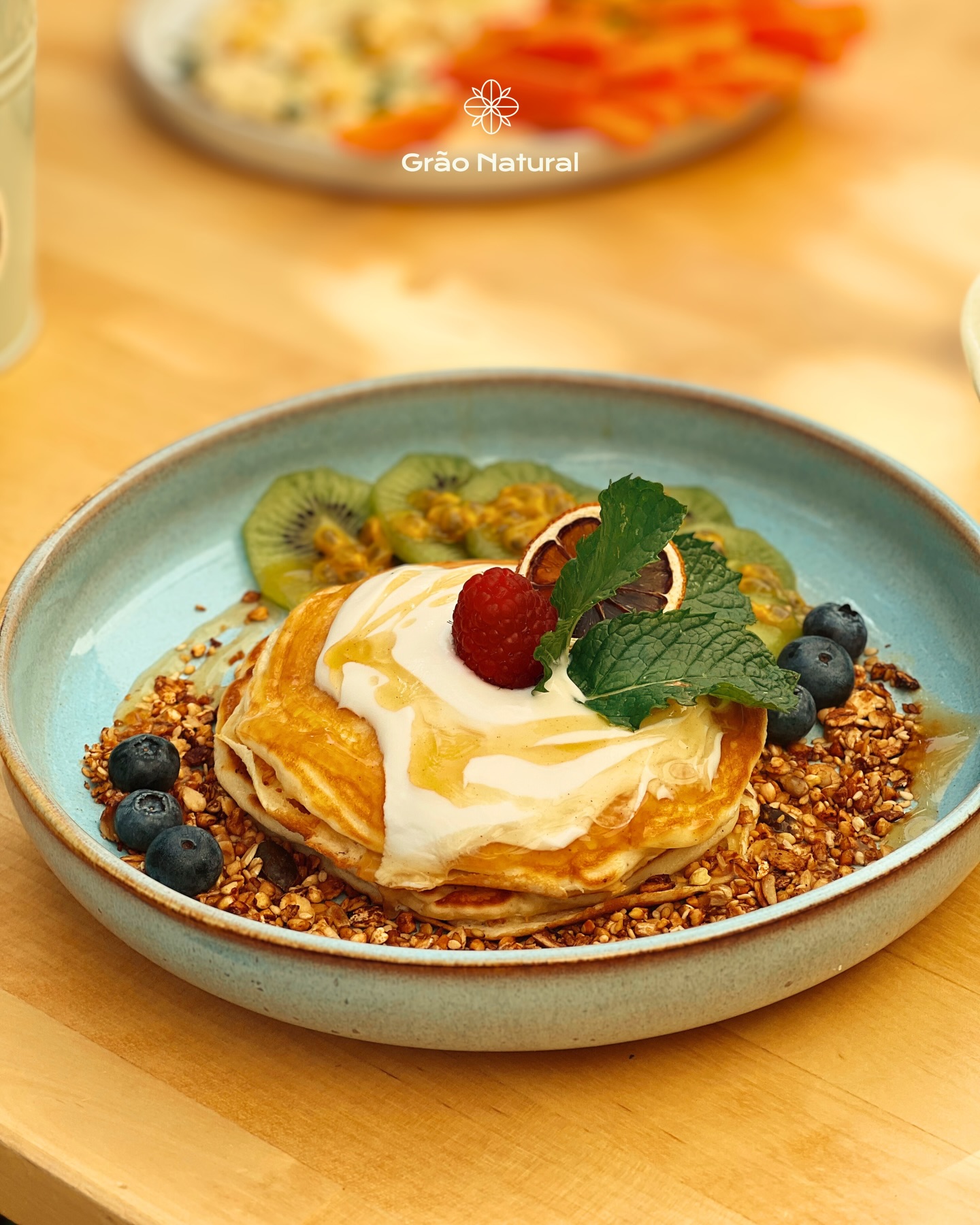 Primeiro fim de semana de primavera… e não conseguimos imaginar plano melhor. 🤤🌼🥞
Esperamos por ti! 💚
☎️ Reserva já: +351 935 811 584
#graonatural #alimentaoteudia #arcosdevaldevez #diadopai #brunch