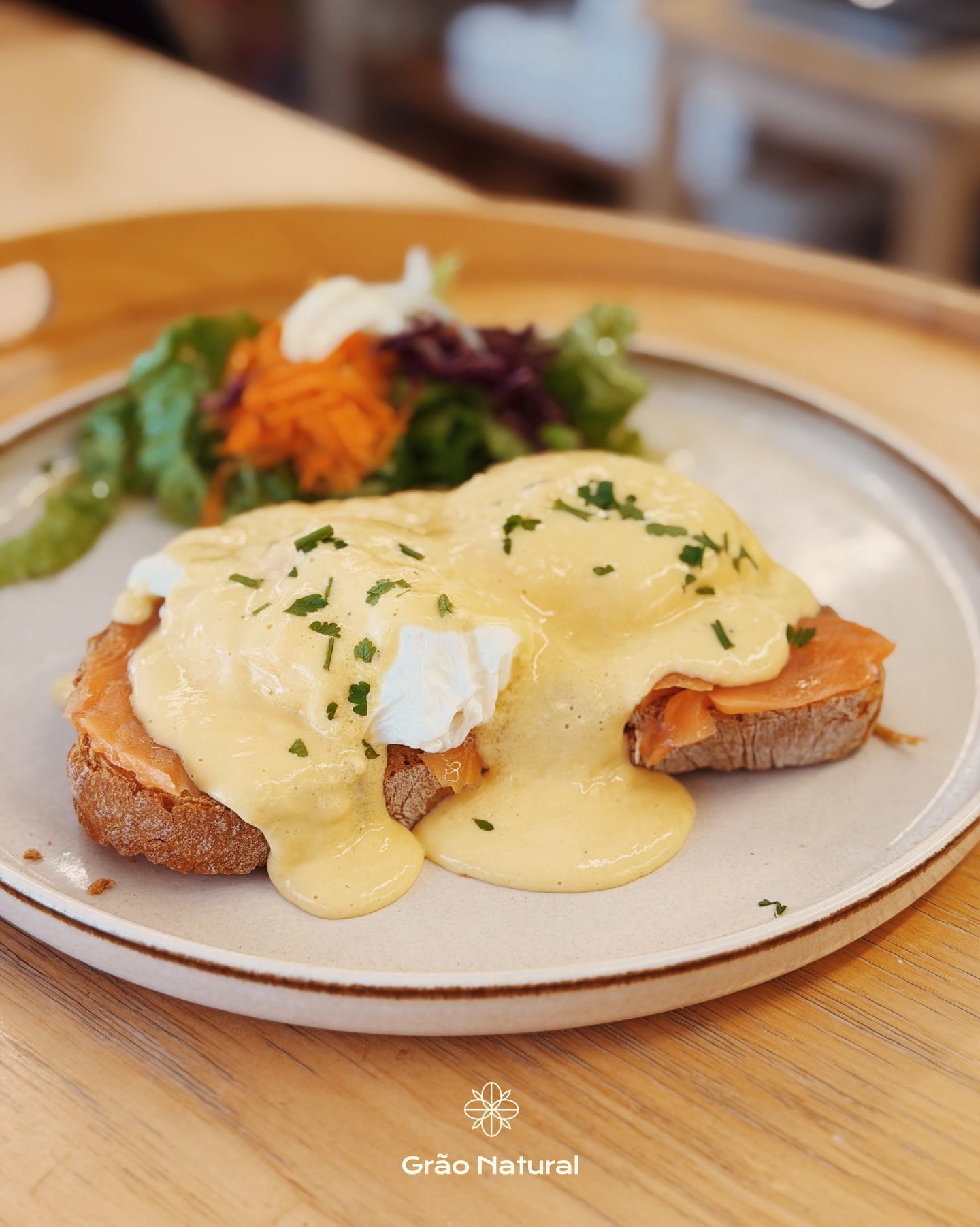 Ingredientes simples, feitos como deve ser: e o resultado fala por si. 💚🤤
Vem descobrir as nossas tostas em pão de fermentação lenta: temos opções vegan e sem glúten. 🌿
Esperamos por ti. 🫶
#graonatural #alimentaoteudia #brunchlovers #refeiçãoequilibrada #arcosdevaldevez