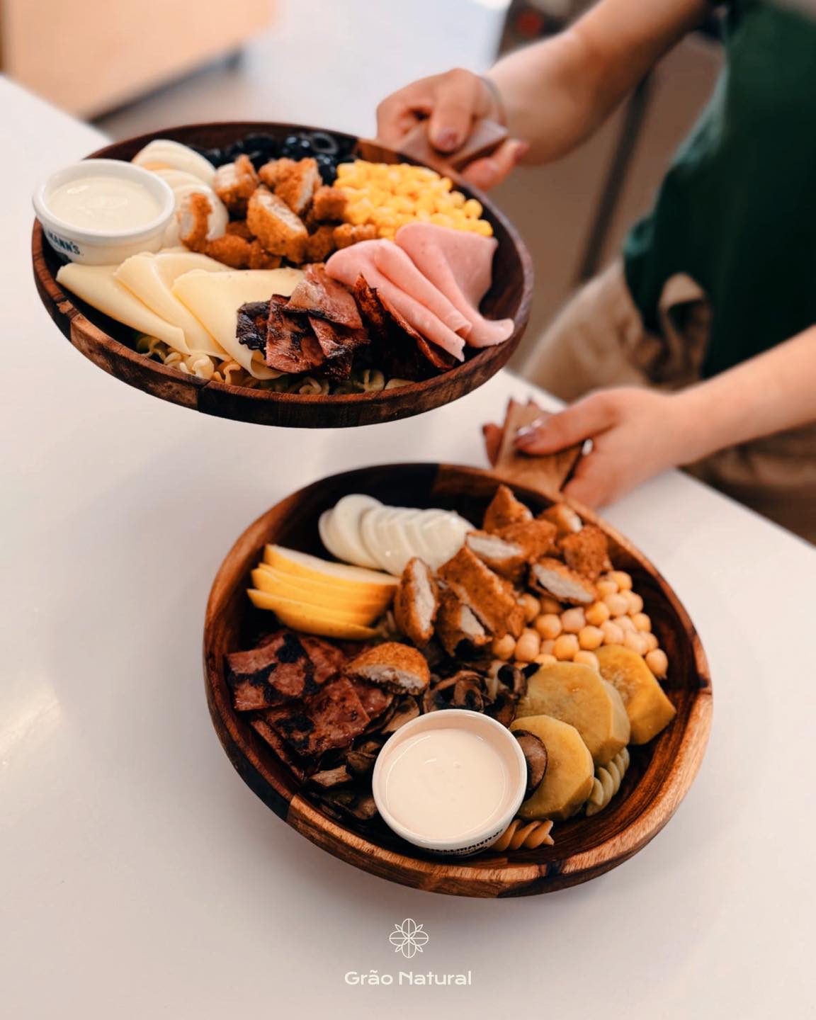 𝗚𝗥𝗔̃𝗢 𝗕𝗢𝗪𝗟 • Deliciosa, equilibrada e feita à tua medida. 🌿🥣

Ainda não provaste? Escolhe os ingredientes e delicia-te. 🤤

#graonatural #alimentaoteudia #refeicaosaudável #almoçofit #arcosdevaldevez