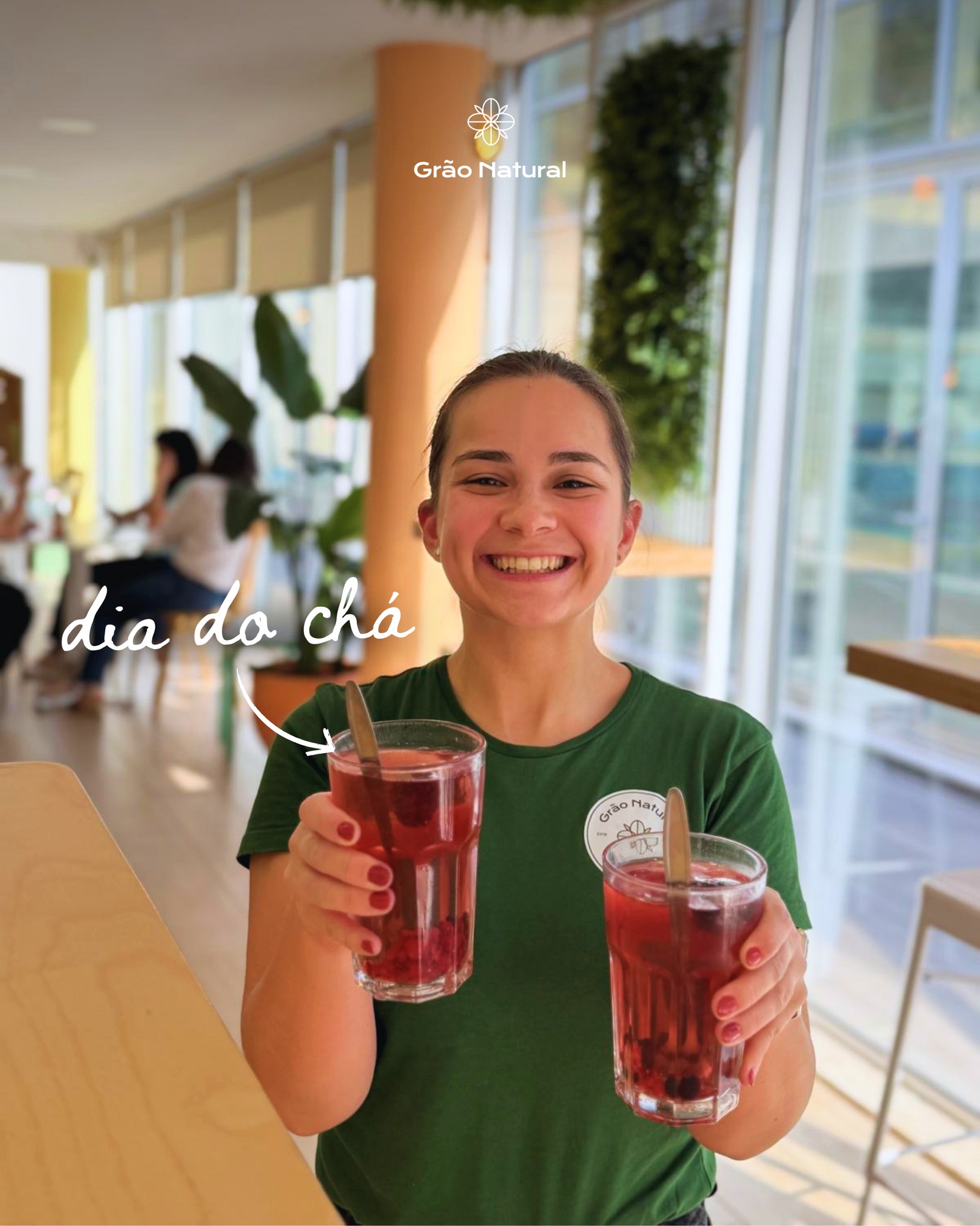 Hoje brindamos ao chá… versão fresquinha, claro. 🤭🧊☀️
Porque com este calor, só há uma forma certa de celebrar o Dia do Chá: copo cheio, muito gelo e zero pressa. 🍹✨
#graonatural #alimentaoteudia #arcosdevaldevez #diadocha #brunchlovers
